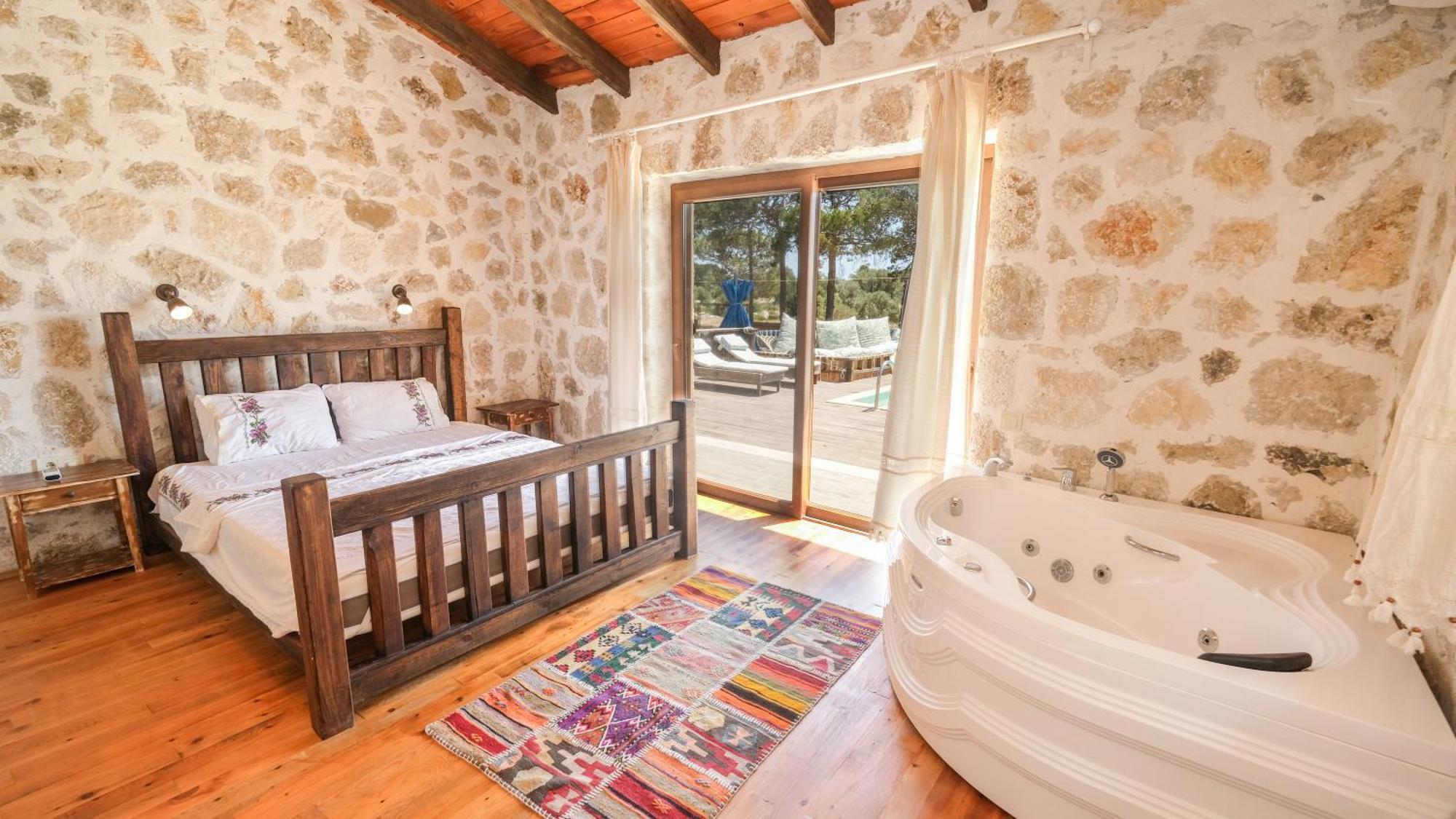 パタラ Likya House - Deniz Ve Doga Manzarali, Havuzluヴィラ エクステリア 写真